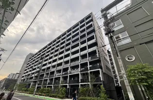 東京都新宿区東五軒町【マンション】の外観