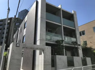 東京都港区六本木4【マンション】の外観