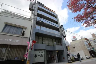 メゾン寿々屋【2階】の外観