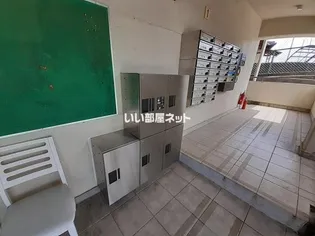 ルーチェSAKAE【1階】の地図