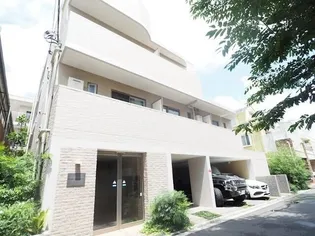 東京都世田谷区上北沢5【マンション】の外観