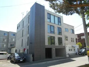 スカイアース【2階】の外観