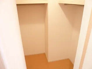 ニュー シャルマン【1階】の内装