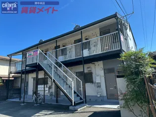 ロイヤルフェアリ【1階】の外観