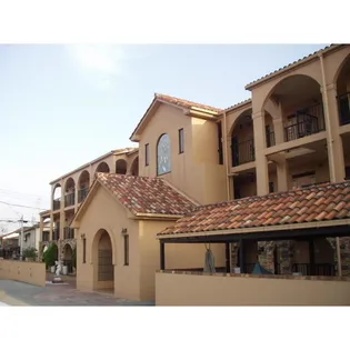 ソーレ フェラーラの画像