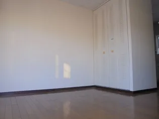 グリーン烏山【2階】の居間