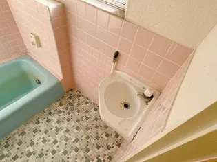 甲斐アパート(南春日)【1階】の内装