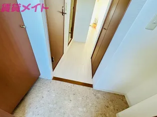 エクセレントヒロナガ【2階】の玄関