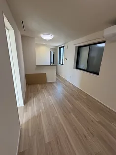 シュヴァル新宿【2階】の外観