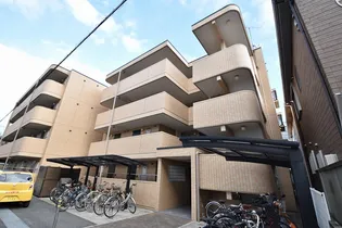 ピュアベルデ南方【3階】の外観