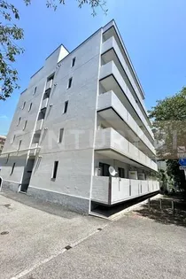 東京都新宿区下落合1【マンション】の外観