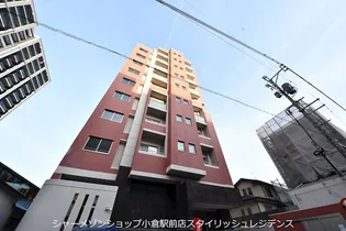 ラファエロ【6階】の外観