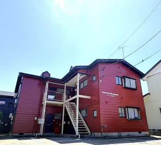 新潟県長岡市蓮潟3【アパート】の外観