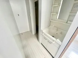 ミッドタウン出水の内装