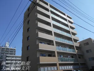 ピュアコート医大南【3階】の外観
