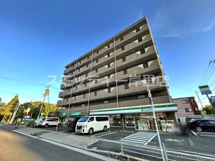 エミネンスパレス【4階】の外観