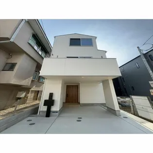 神奈川県川崎市高津区諏訪2【一戸建】の外観