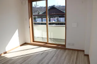 COMFORIA【3階】の居間