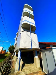 グランドネス根本【3階】の外観