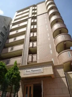 ルネス六本松【1階】の外観