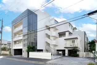 東京都世田谷区用賀3【マンション】の外観