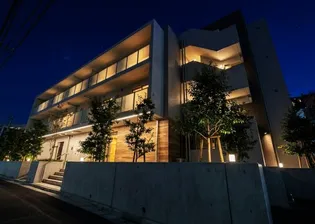 東京都新宿区上落合1【マンション】の外観