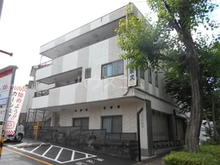 クリスタル西山【3階】の外観