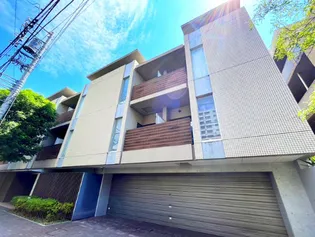 東京都新宿区西早稲田2【マンション】の外観