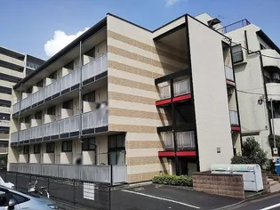 レオパレスナルニ【2階】の外観