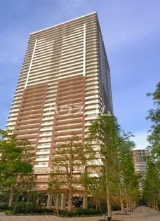 ロイヤルパークスタワー南千住【31階】の外観