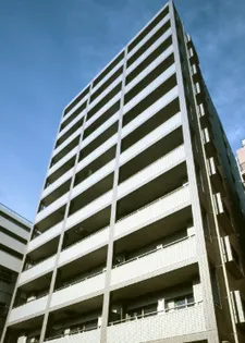 東京都新宿区西新宿3【マンション】の外観