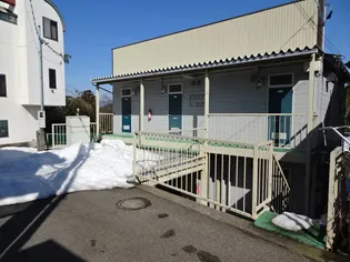 ラ・フォンテーヌ【2階】の外観