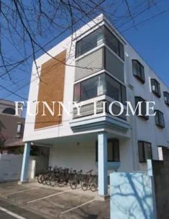 グランブルー下馬【1階】の外観