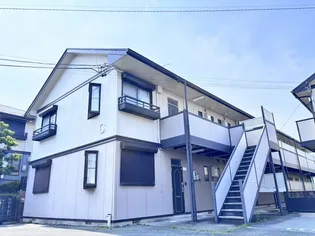 レイクサイドヴィラ C【2階】の外観