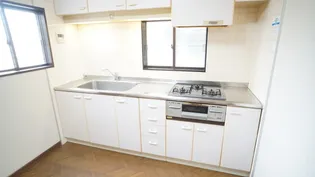 ベレヴュー A【2階】のキッチン