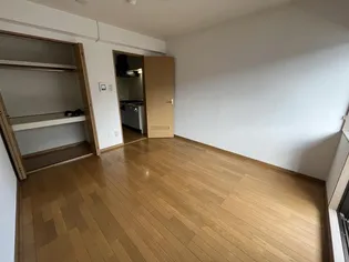 ボヌールI【3階】の居間