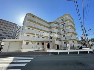Cynthia山下【3階】の外観