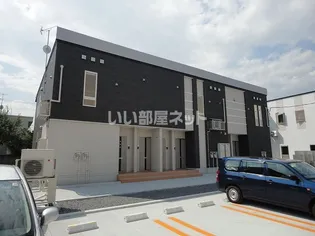 カーチェ稲田【1階】の外観