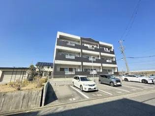 ラブリーハウス2番館【3階】の外観