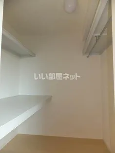 グランドメゾン水呑 B棟【2階】の内装