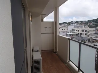 ウィングシャトー宜野湾真志喜【6階】の内装