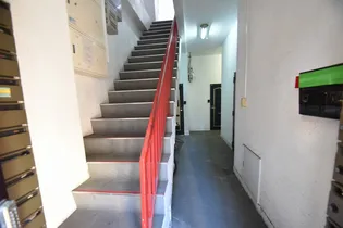 第7シティビル【2階】の外観