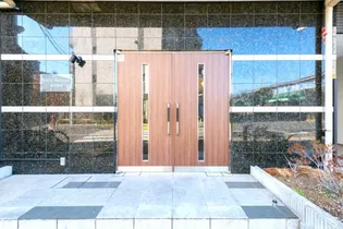 東京都荒川区西日暮里2【マンション】の外観