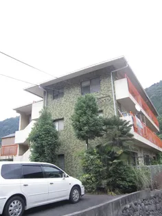 八瀬ロイヤルハイツの画像