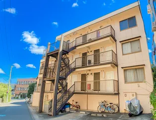 ラ メ-ゾン デ フル-ル【3階】の外観