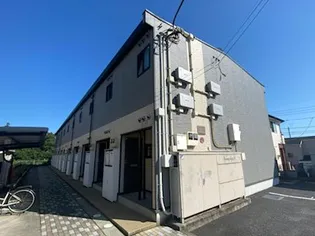 レオパレスグランシャリオ A【1階】の外観