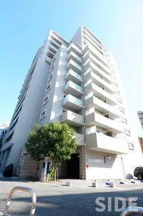 W O B KYOBASHIの画像