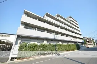 東京都中野区南台5【マンション】の外観