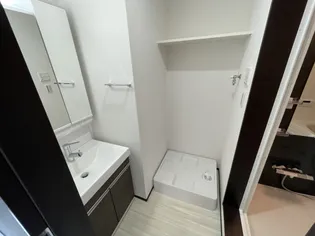 REGALEST Fourth笑(レガレスト フォース ショウ)【3階】の内装