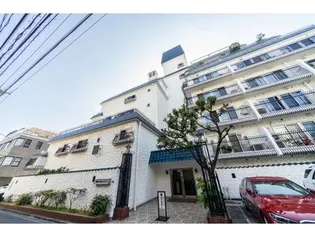 秀和第二神宮レジデンス【5階】の外観